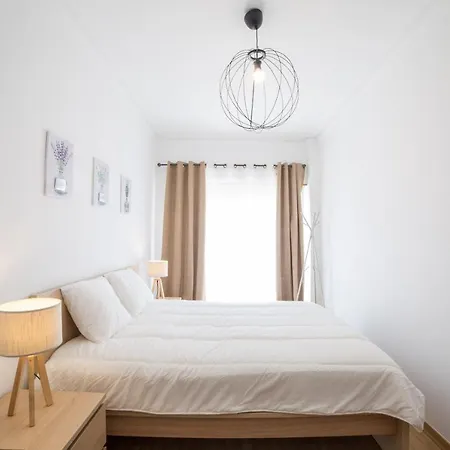 Flh Gulbenkian Flat With Balcony-2